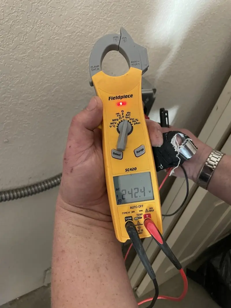 Voltage testing with clamp meter during Aluminum Wiring Replacement in Jackson